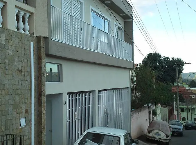 Sobrado Na Cidade De Socorro